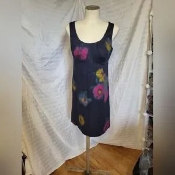 Tops - Sleeveless Navy Floral Scoop Neck Dress